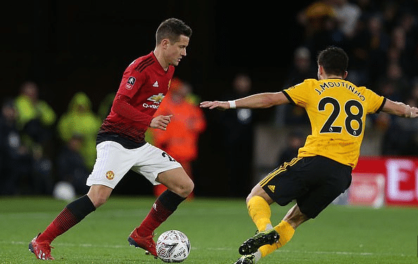 斯卢茨基：领先优势还不到庆祝的时候，朱辰杰感觉内收肌不适.